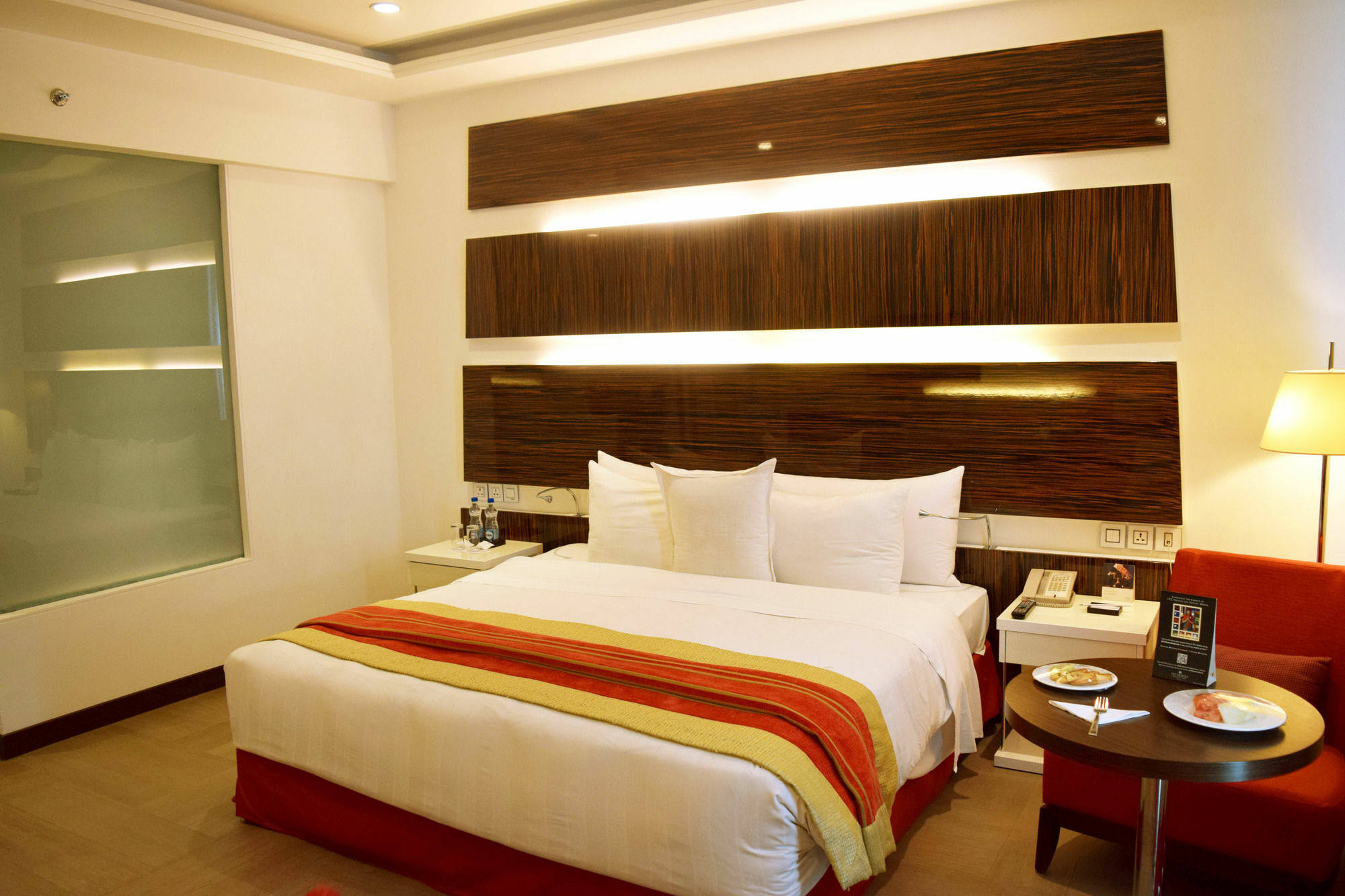 Welcomhotel By Itc Hotels, Dwarka, New Delhi Buitenkant foto A room at the Taj Bengal